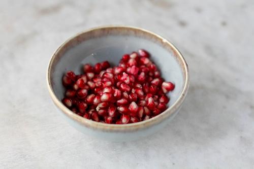 Комнатный гранат из косточки. Как посадить гранат из косточки в домашних условиях