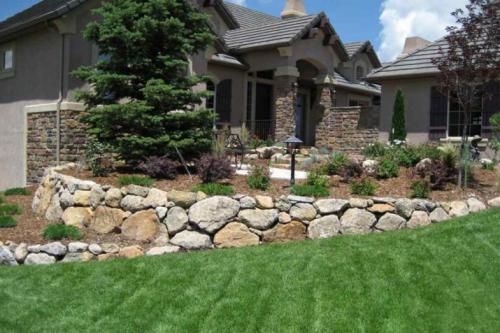 Бюджетный дизайн дачного участка. Как украсить сад на даче: 60 идей с минимальными затратами, фото примеров оформления, камнями, цветами, подручными материалами