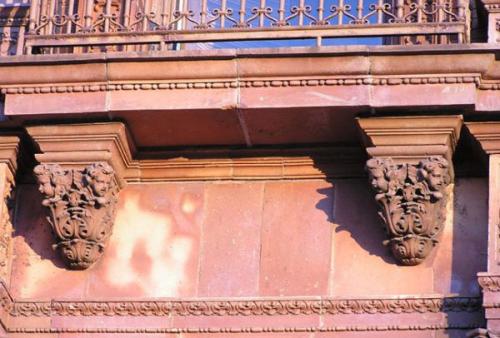 Какие элементы дизайна наиболее важны для внешней отделки. Архитектурные элементы стен фасада