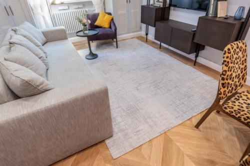 Какой ковер по цвету подойдет к бежевым стенам. Сочетание бежевого с другими цветами 06 Какой ковер по цвету подойдет к бежевым стенам. Сочетание бежевого с другими цветами 06