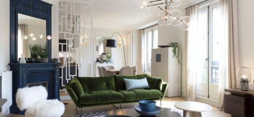 Интерьер однокомнатной квартиры 2022. Современный дизайн квартиры студии в 2022 году