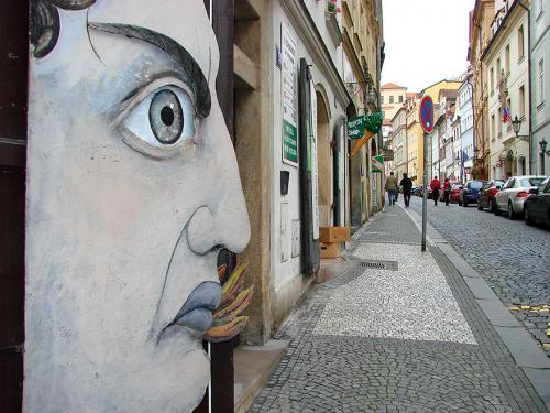 Рисунки на стенах на улице. Граффити делает веселее серые городские кварталы – потрясающая подборка интересных работ уличных художников