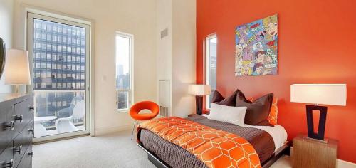 Оранжевый цвет в интерьере спальни. Оранжевая спальня: дизайн интерьера спальни в зеленых тонах, 30+ фото