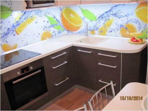 Кухня в бежевых тонах с коричневым. Сочетание бежевого с другими цветовыми решениями 21