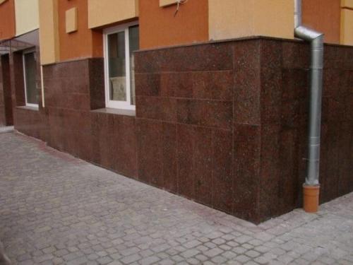 Какие факторы влияют на выбор плитки для облицовки фундамента. Плитка цокольная для фасадов, ее виды и как оформлять