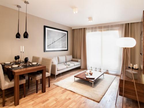 С какими оттенками сочетается бежевый цвет в интерьере. Цвета стен для светло-коричневой мебели: