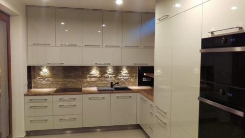 С каким цветом сочетается бежевый. Как оформить бежевый интерьер?