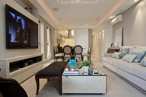 70 идей зонирования однокомнатной квартиры. Как отгородить спальное место в однокомнатной квартире фото 22