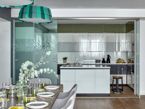 Разделение пространства: практические советы по отделению кухни от гостиной 27