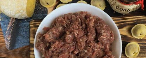 Что добавить в фарш для пельменей, чтобы он был сочным. Фарш для пельменей – 7 вкусных рецептов в домашних условиях