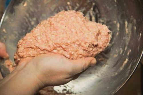 Сочный фарш для котлет. Фарш для котлет — 8 рецептов, как сделать фарш и что в него добавить