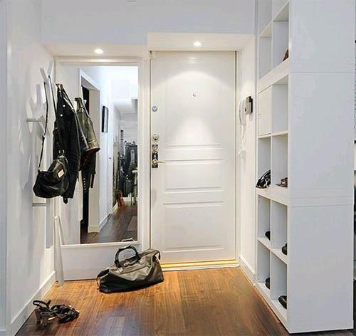 Какие виды освещения лучше использовать в маленькой прихожей. №6. Освещение длинных и маленьких прихожих