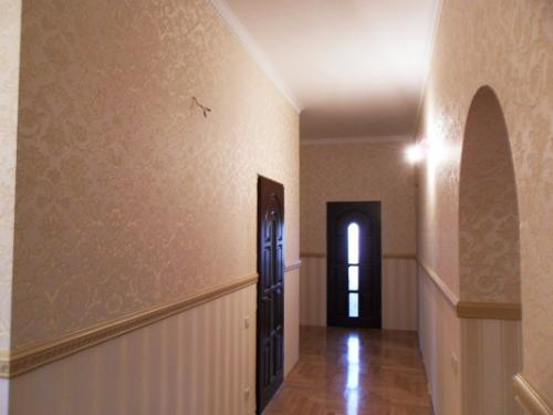 Выберите идеальный материал для отделки стен в прихожей: 8 лучших вариантов 14 Выберите идеальный материал для отделки стен в прихожей: 8 лучших вариантов 14