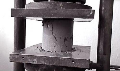 Чем заполняют зазор между газоблоком и облицовочным кирпичом. Как правильно выполнить связь газобетона и кирпича? 07 Чем заполняют зазор между газоблоком и облицовочным кирпичом. Как правильно выполнить связь газобетона и кирпича? 07