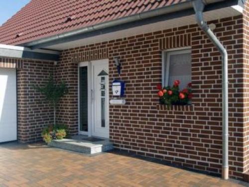 Облицовка старого дома кирпичом. Как обложить дом кирпичом