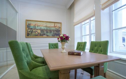 Как обустроить рабочее место в маленькой квартире: советы по организации пространства 05 Как обустроить рабочее место в маленькой квартире: советы по организации пространства 05