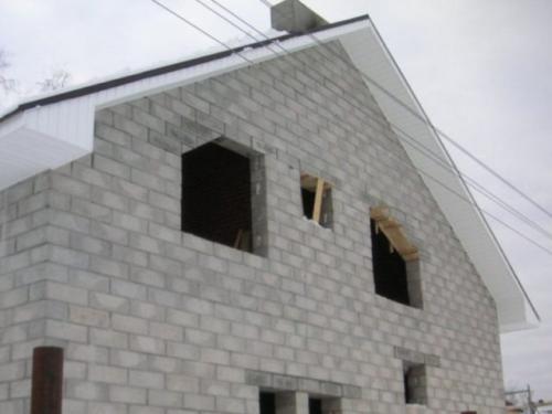 Защита пеноблоков от внешней среды. Почему требуется защита стен из пеноблоков от воздействия окружающей среды