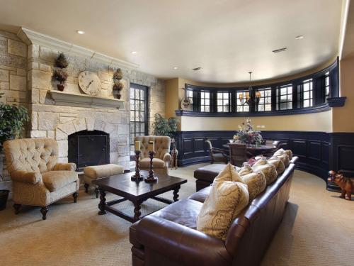 Дом подвал. Подвал в частном доме — пошаговая инструкция, как обустроить цокольный этаж своими руками (75 фото)