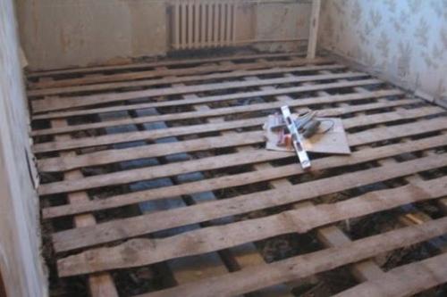 Замена деревянного пола на бетонный в частном доме. Конструктивные параметры основания