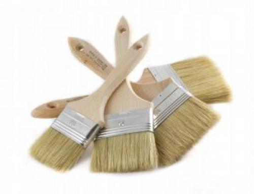 Чем лучше покрыть пол в деревянном доме. Инструменты для покрытия пола в деревянном доме