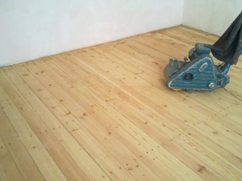 Как выровнять деревянный пол шлифмашинкой. Для чего нужна шлифовка пола