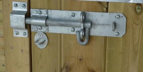 Как сделать ремонт в квартире женщине самой. С чем в ремонте квартиры в состоянии справится женщина самостоятельно