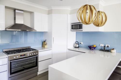 Рабочая зона на кухне – идеи дизайна и оптимизация пространства 17 Рабочая зона на кухне – идеи дизайна и оптимизация пространства 17