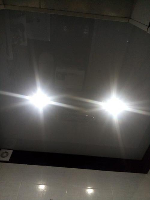 Небольшая ванная комната, совмещенная с санузлом. 02