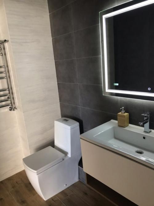 Дошли наконец - то руки показать результат ремонта в нашей ванной комнате, совмещенной с санузлом. 04