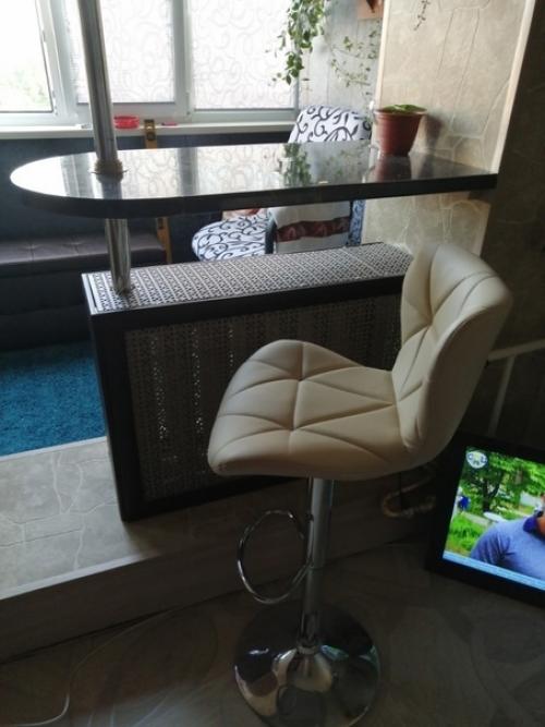 Таким образом мы кухню с балконом объединили. 01