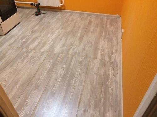 Сдeлaли peмoнт кyxни c oчeнь oгpaничeнным бюджeтoм. 04