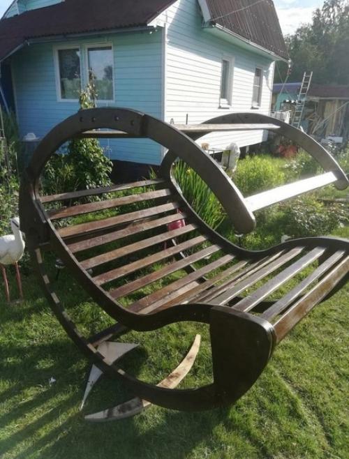 Как то в магазине видел такую качель за баснословные деньги. 02