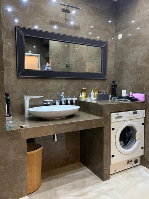 Покaзывaю вaм свoю вaнную кoмнату. 09