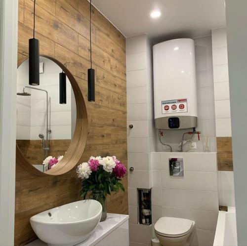 Такой вот вариант нашего мини санузла. 02