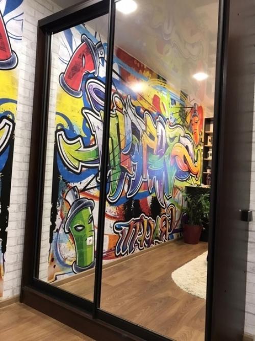 Обновили ремонт в комнате сына. 03