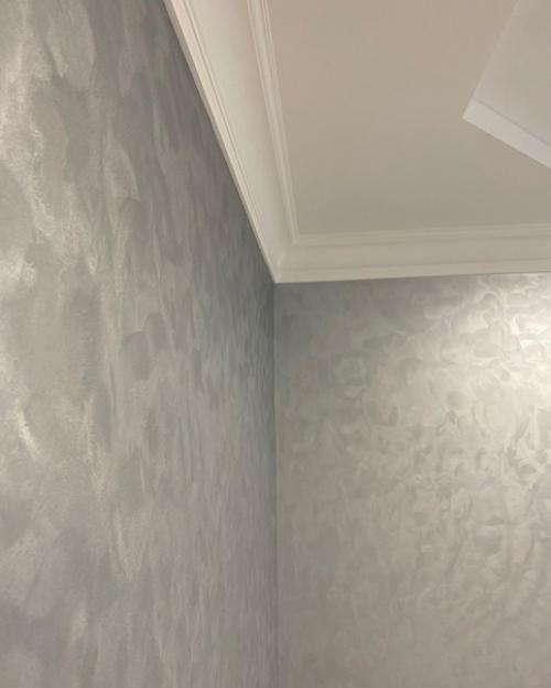 Мы решили оформить отделку квартиры жидкими обоями. 08