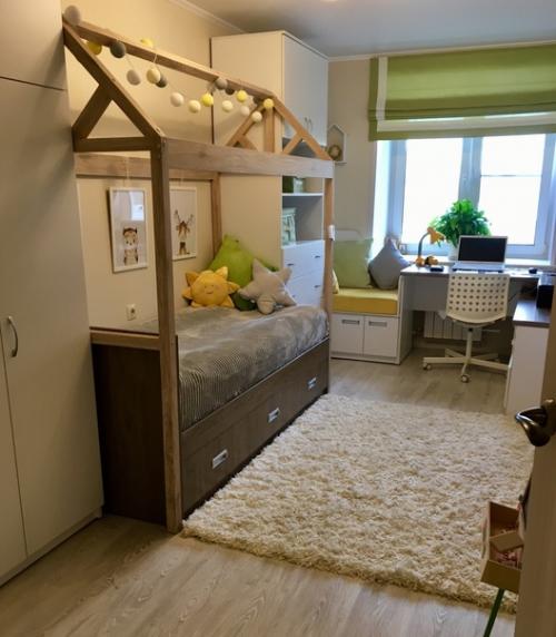 Была гостинная, а стала детская. 01