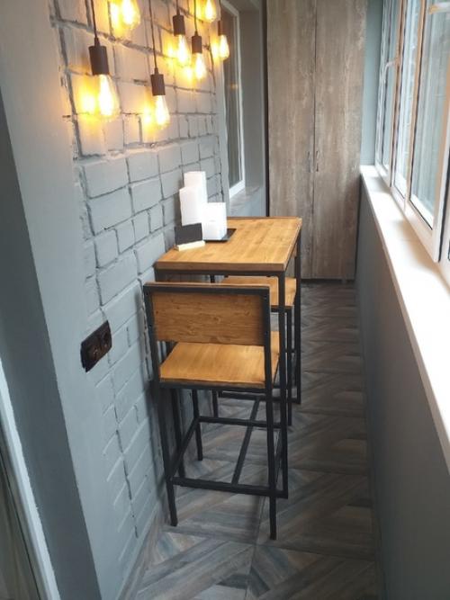 Наш балкон поделиться в стиле лофт в двушке мы хотим. 02