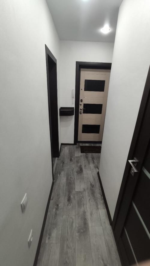 На ваше обозрение свою квартиру демонстрирую. 01