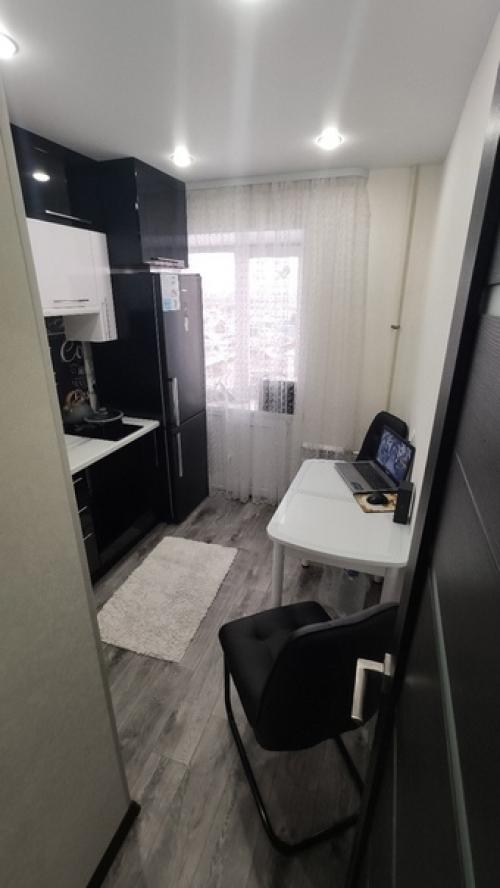 На ваше обозрение свою квартиру демонстрирую. 04