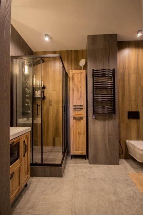 Напару с товарищем за неделю сделали ремонт в ванной. 04