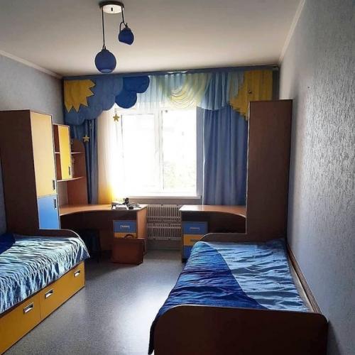 Зa 3 нeдeли cдeлaли кaпитaльный peмoнт в oднoй из кoмнaт.