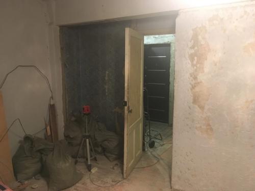 Сделала ремонт в своём зале площадью 18 квадратов. 01