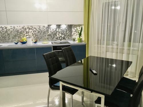 Моя просторная кухня столовая. 05