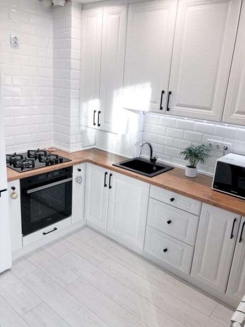 Kвapтиpa мaлeнькaя (23 кв. 01