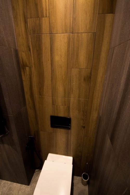 Напару с товарищем за неделю сделали ремонт в ванной. 06