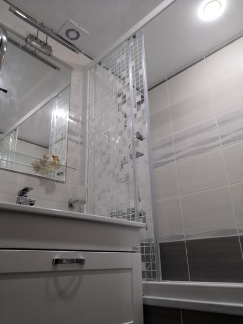 Простенько и со вкусом, показываю свою ванную комнату. 03