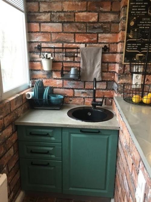 Сделали ремонт в свой студии в стиле лофт, так как такой стиль нам больше подходит по духу, да и для студий он самое то. 06