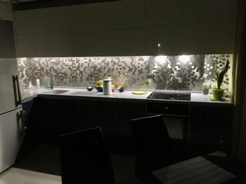 Моя просторная кухня столовая. 02