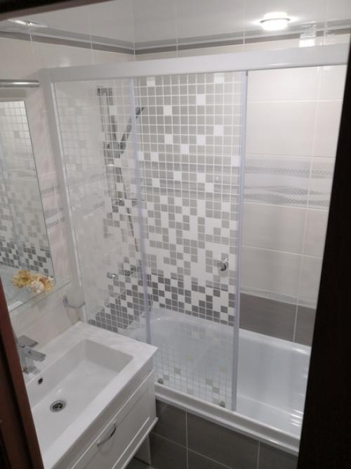 Простенько и со вкусом, показываю свою ванную комнату.